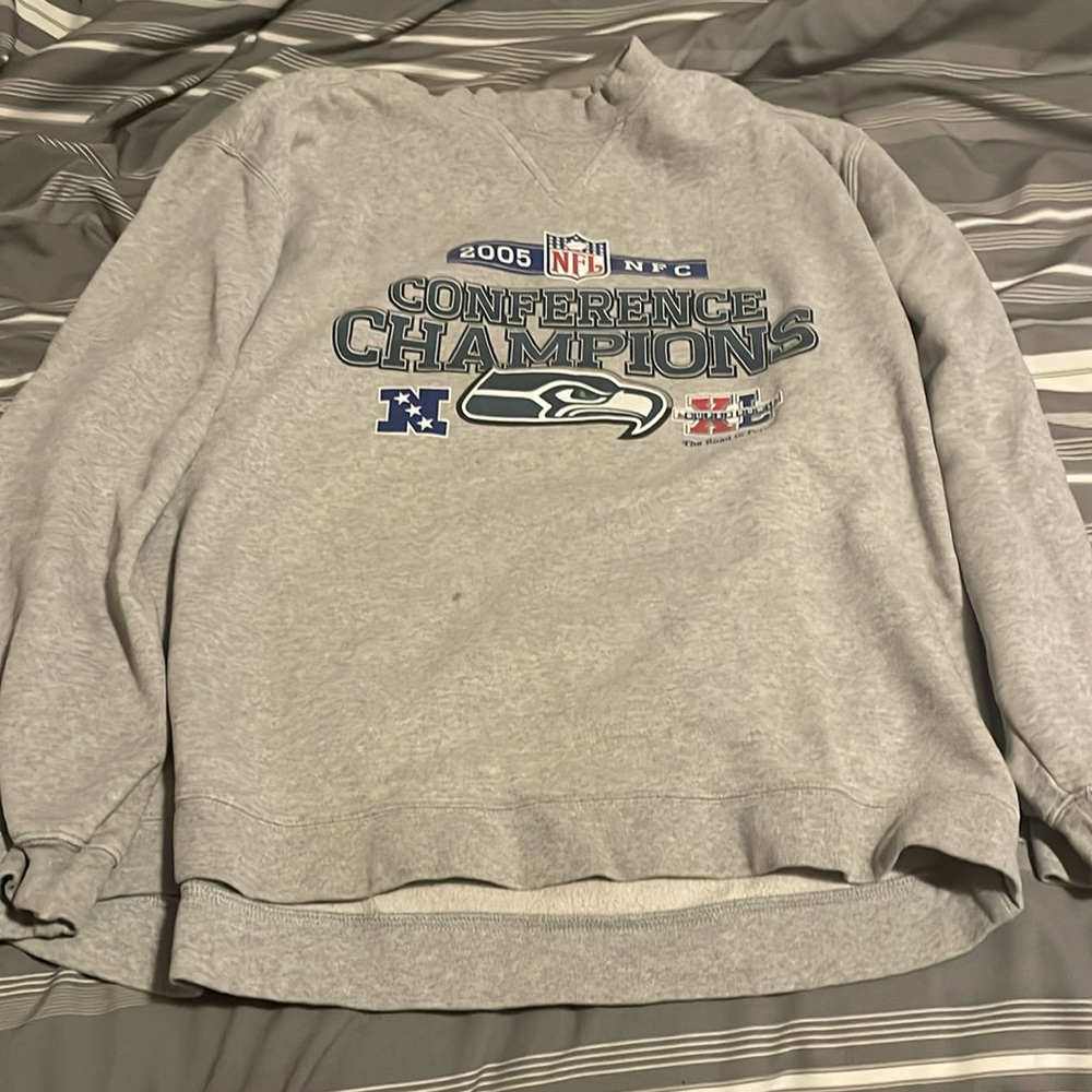 Seattle Seahawks sweatshirt